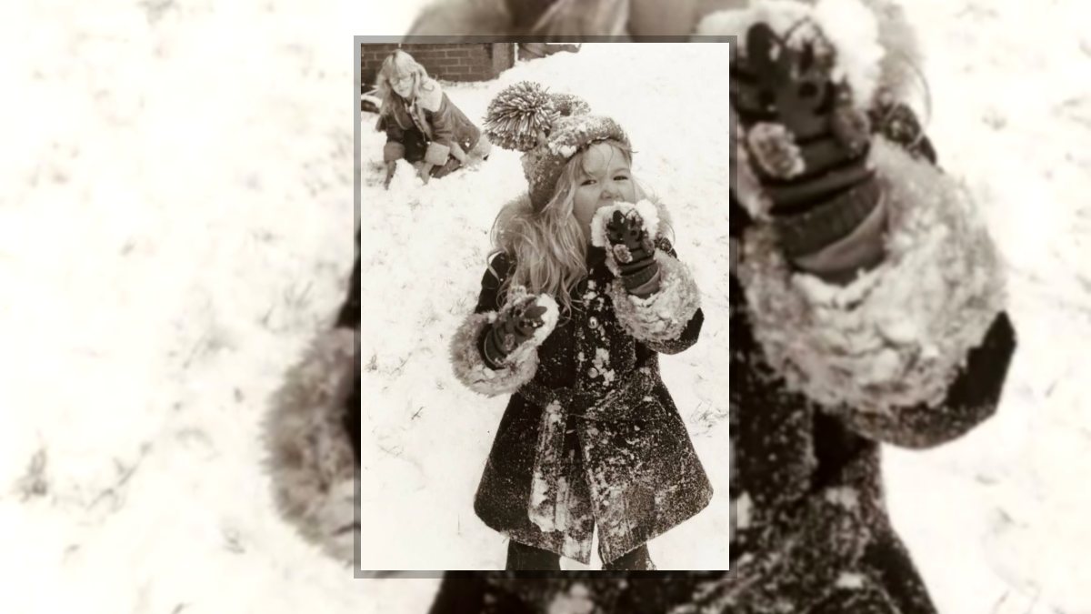 Kendi: Hóízű emlék című vers illusztrációja a Múzsák Könyvtárában