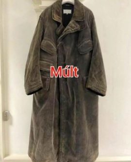 Fekete Ida Virág: A múlt fogvatart című vers illusztrációja a Múzsák Könyvtárában