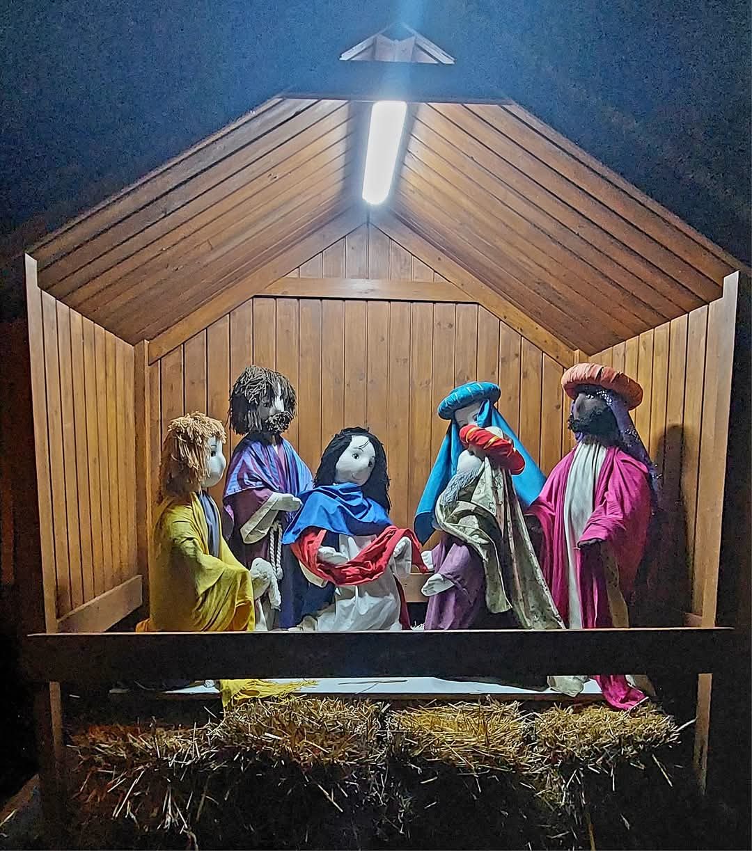 Petres Katalin: Karácsony otthon című vers illusztrációja a Múzsák Könyvtárában