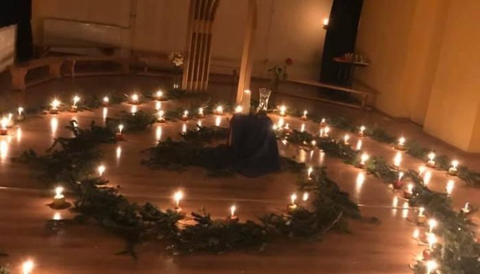 Brettnerné Ónadi Krisztina: A fény útján című vers illusztrációja a Múzsák Könyvtárában