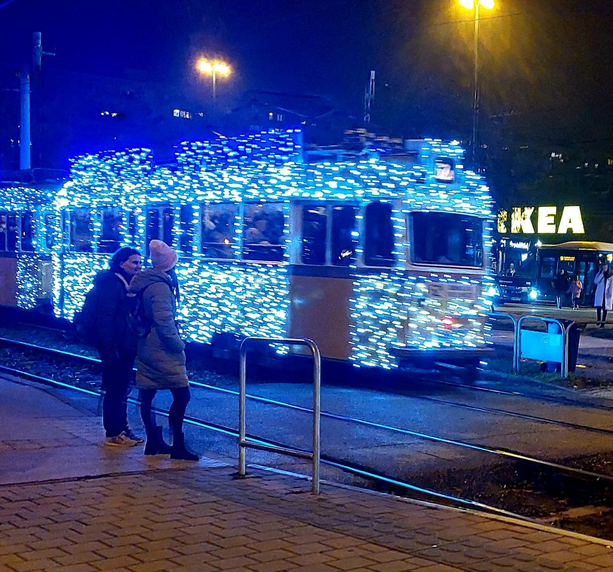 Petres Katalin: Advent című vers illusztrációja a Múzsák Könyvtárában