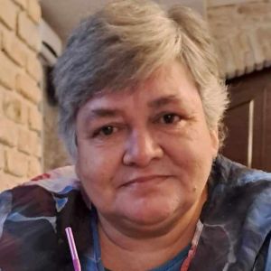 Valéria Csipak szerző profilképe a Múzsák Könyvtárában