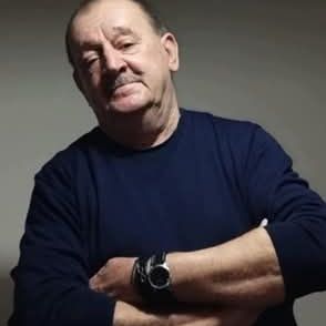 Híres B Ede szerző profilképe a Múzsák Könyvtárában