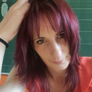 Alexa szerző profilképe a Múzsák Könyvtárában